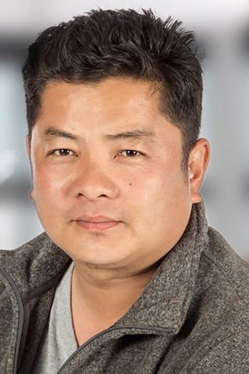 Фото Dayahang Rai