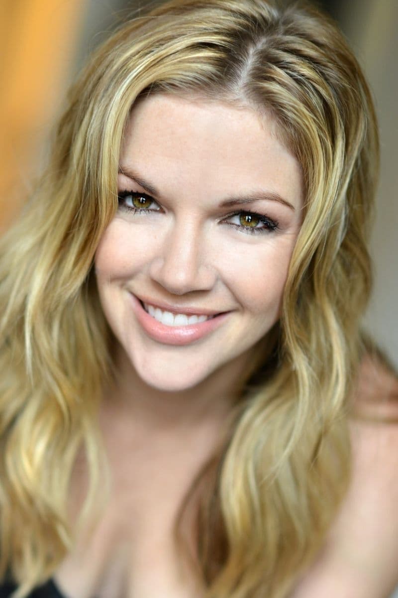 Фото Корри Инглиш (Corri English)