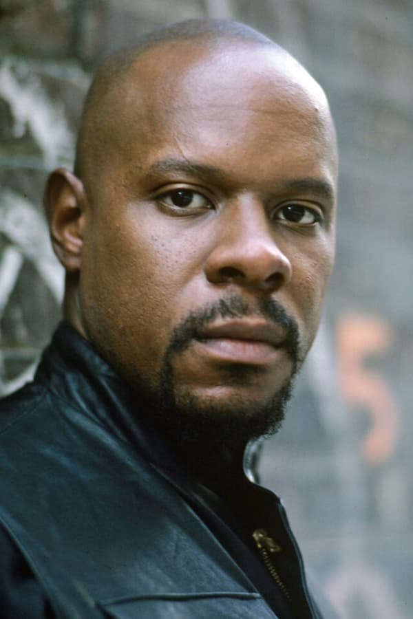 Фото Эйвери Брукс (Avery Brooks)