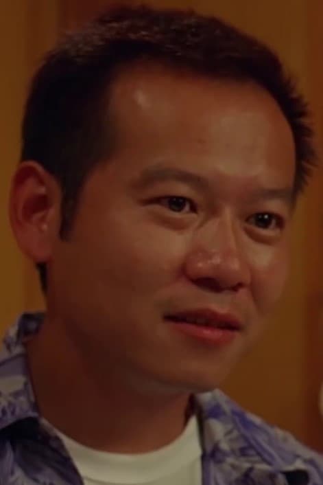 Фото  (Bowie Lau Bo-Yin)