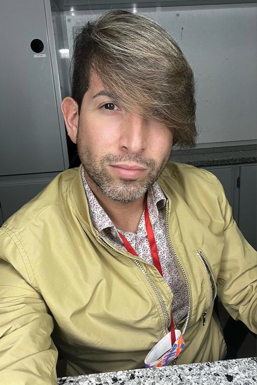 Фото  (Elias John Ruperto)