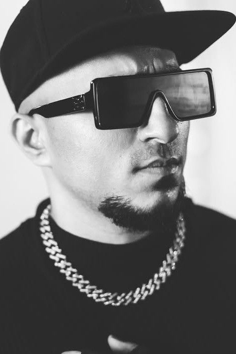 Фото  (Brodha V)