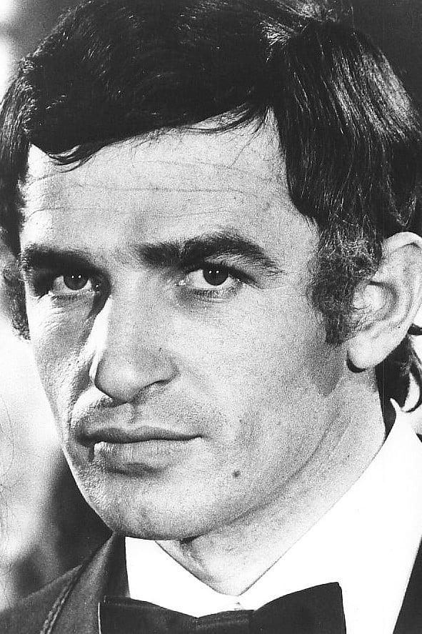 Фото  (Bekim Fehmiu)