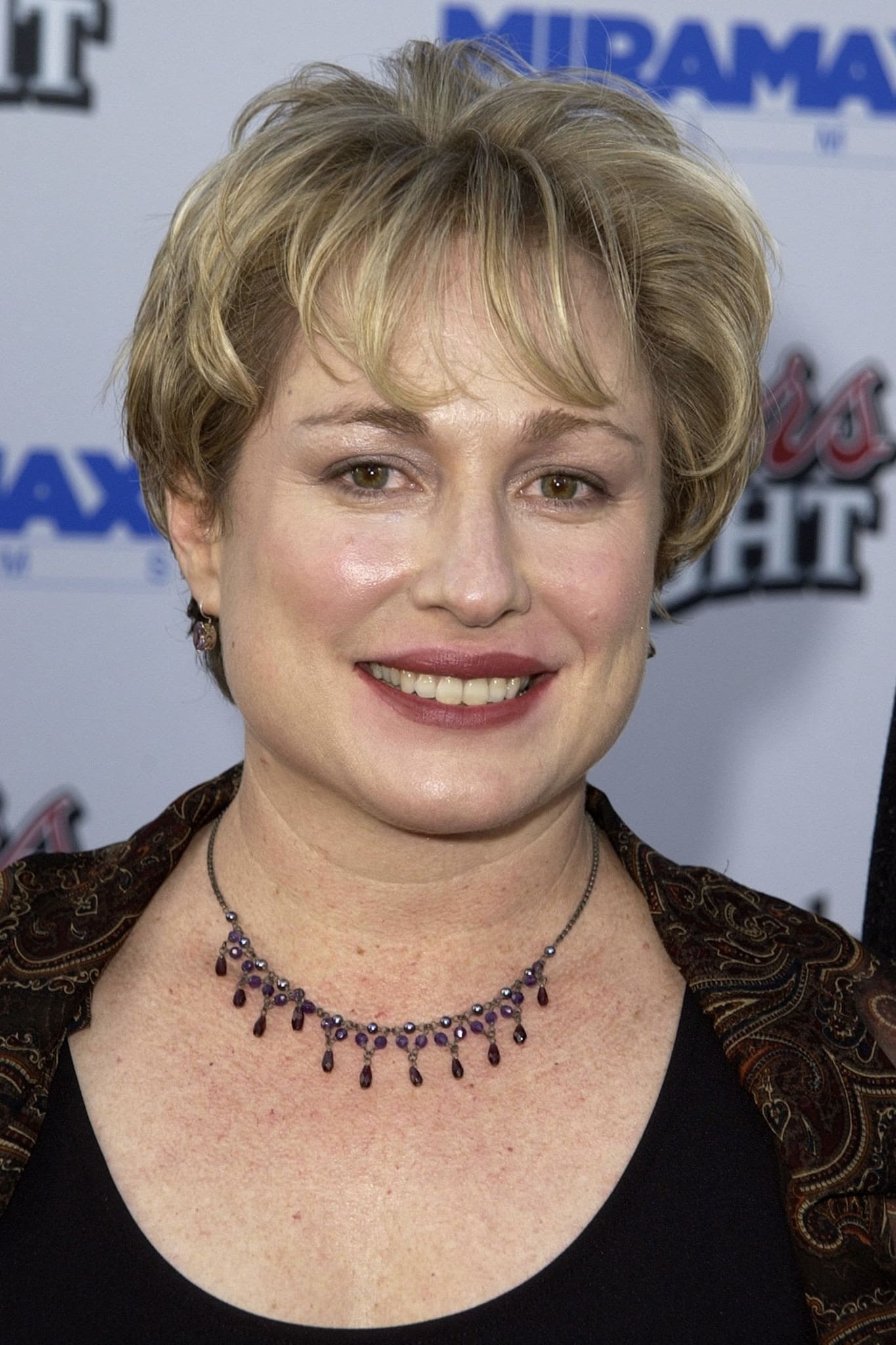 Фото  (Coleman Hough)