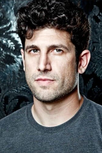 Фото Адам Иджипт Мортимер (Adam Egypt Mortimer)