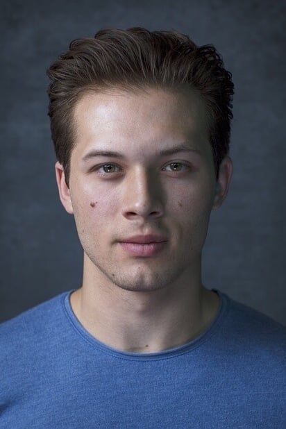 Фото Лео Ховард (Leo Howard)