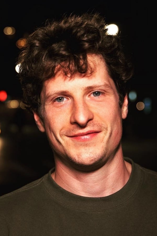 Фото  (Michael Rowland)