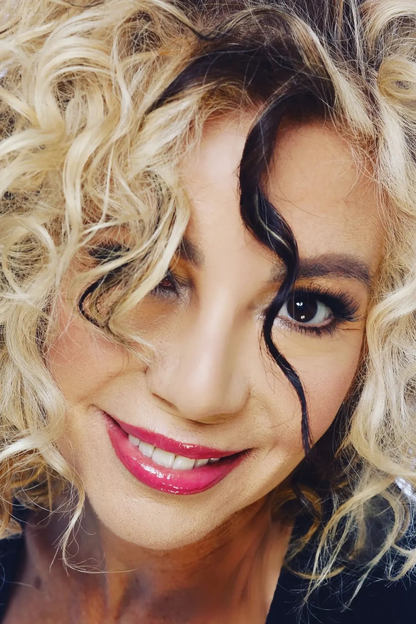 Фото Carla Collins