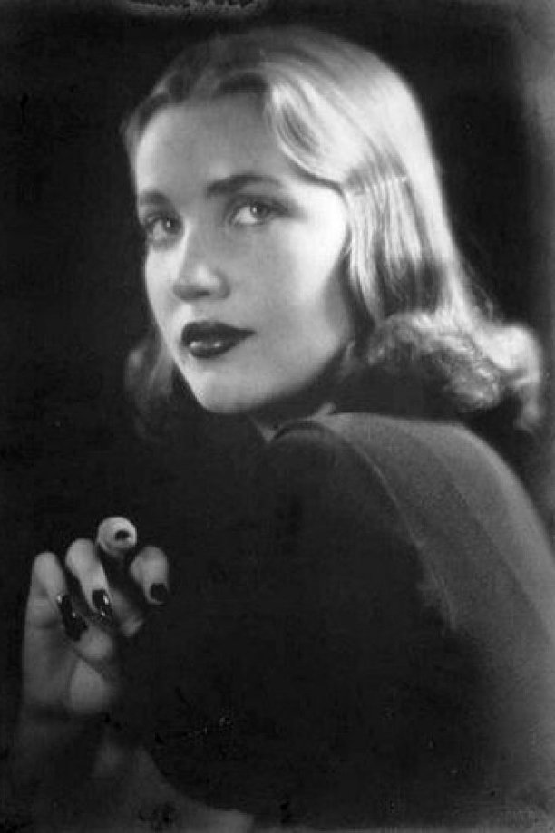 Фото  (Edith Bouvier Beale)