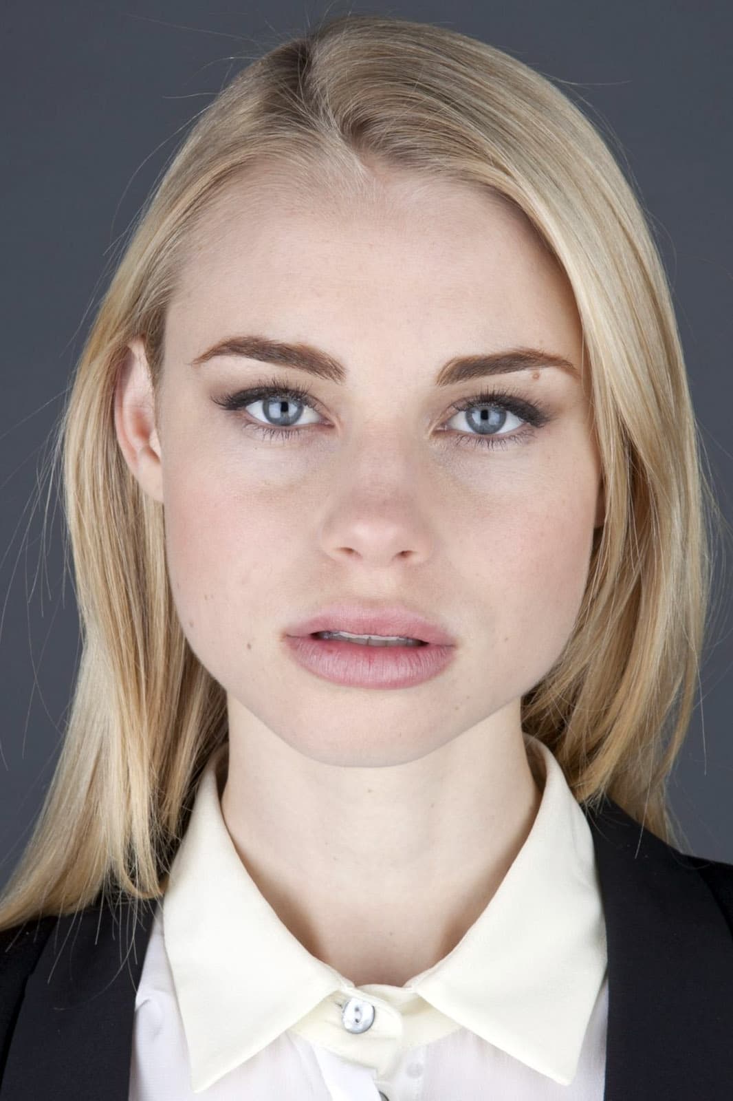 Фото Люси Фрай (Lucy Fry)