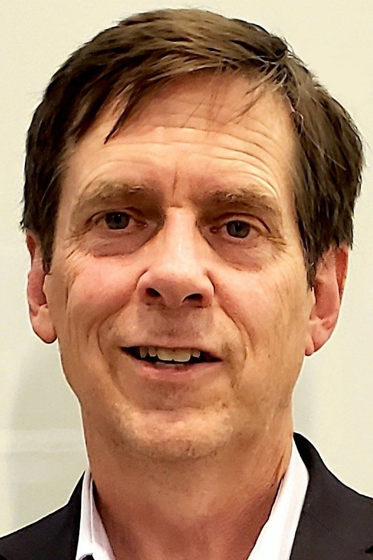 Фото  (Scott Acton)