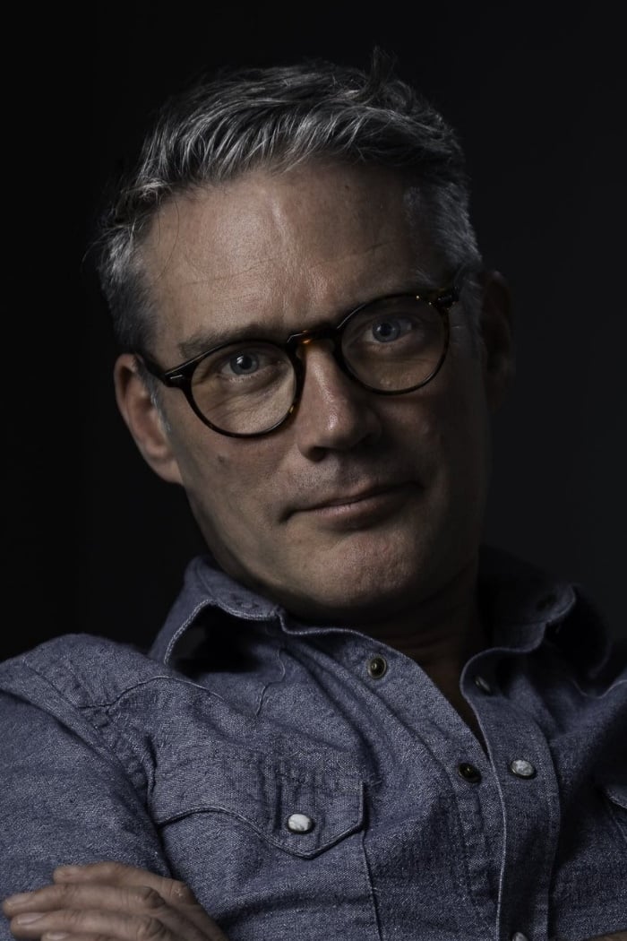 Фото  (Charlie Hamilton James)