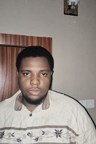 Фото  (Tolu Joseph)