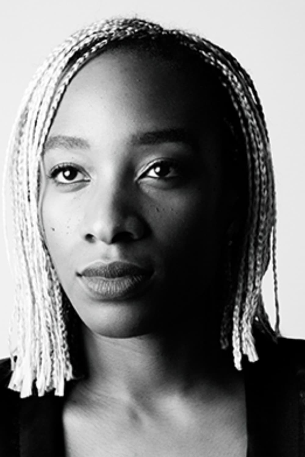 Фото  (Karimah Ashadu)