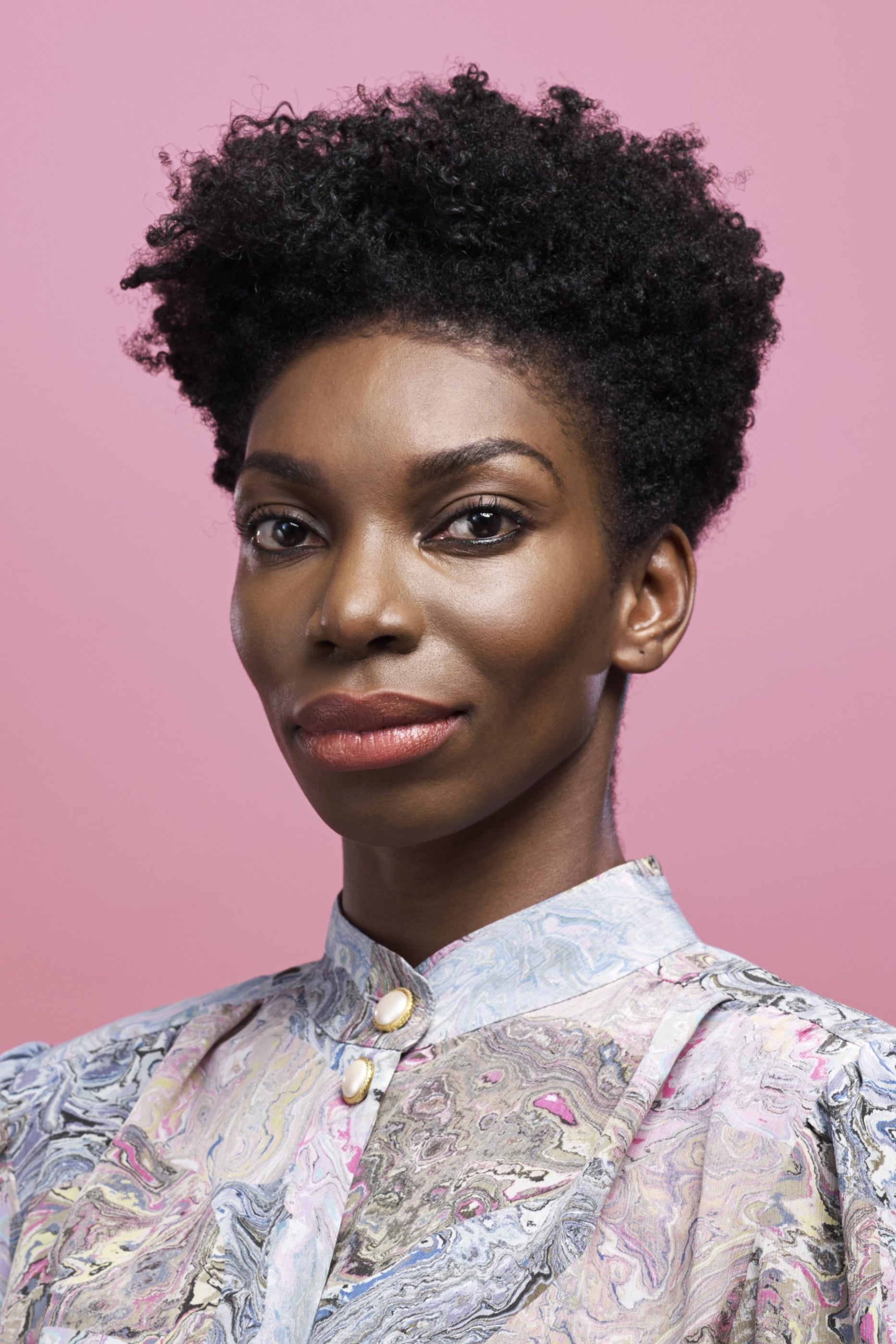 Фото Микаэла Коэл (Michaela Coel)