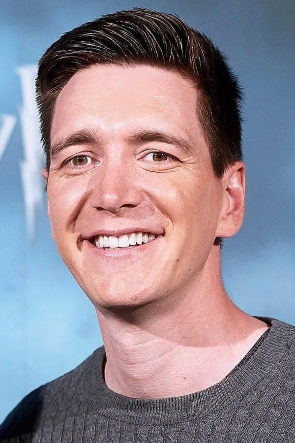 Фото Оливер Фелпс (Oliver Phelps)