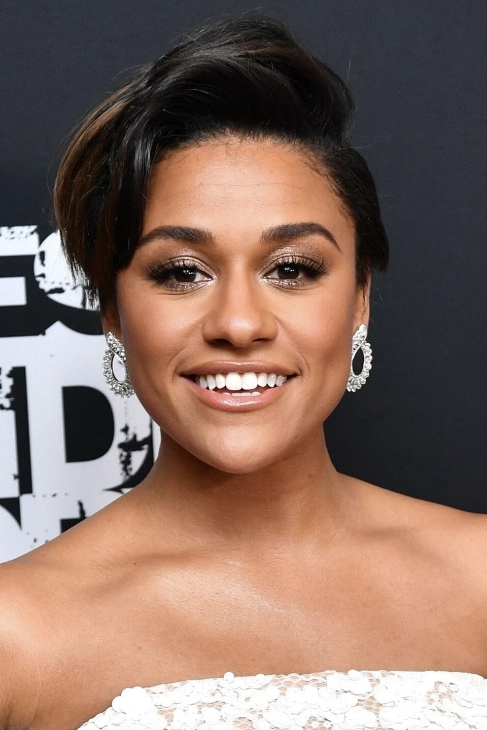 Фото Ариана Дебос (Ariana DeBose)