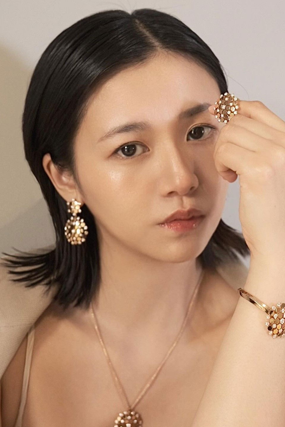 Фото  (Renci Yeung)