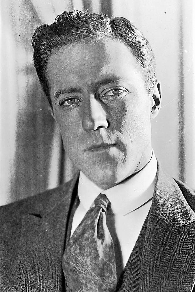 Фото  (Bob Walker)