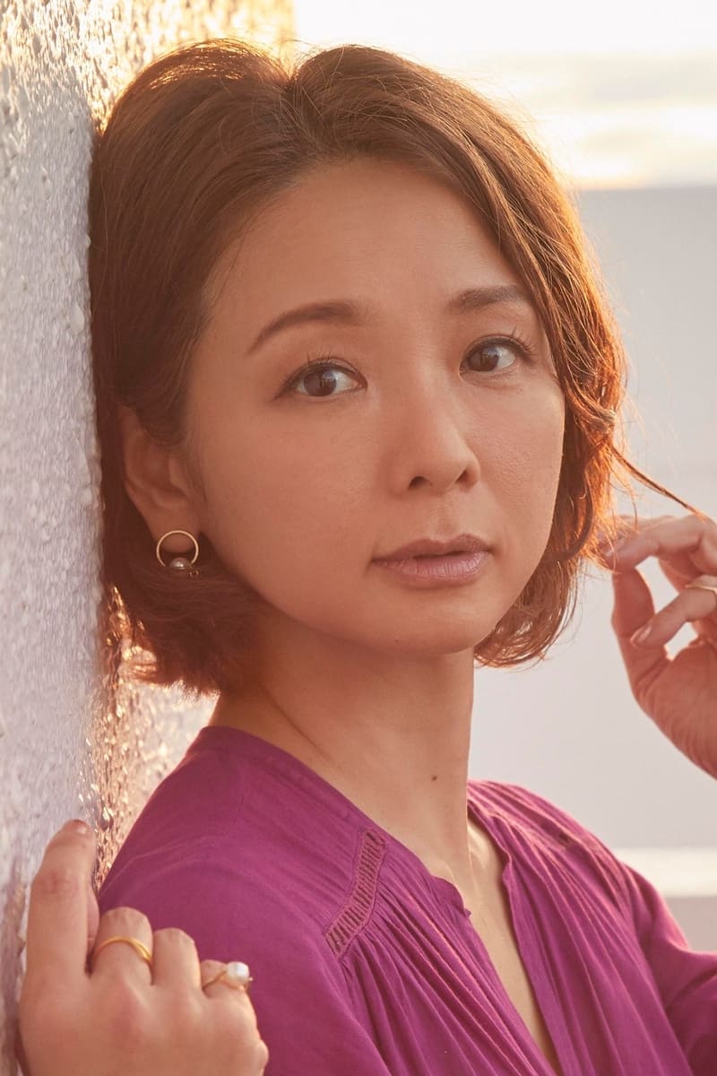 Фото Руми Шишидо (Rumi Shishido)