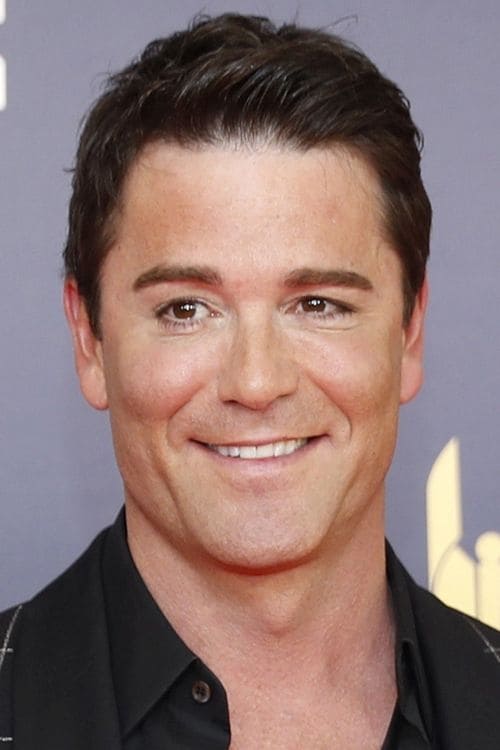 Фото Янник Биссон (Yannick Bisson)