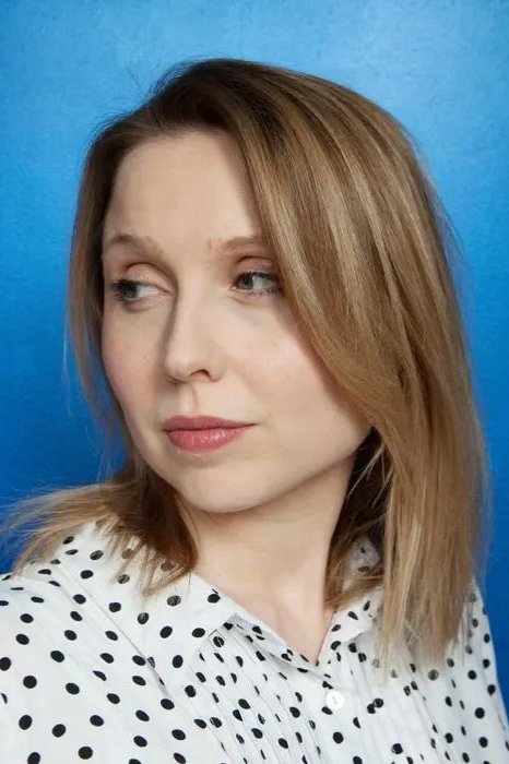 Фото  (Polly Findlay)