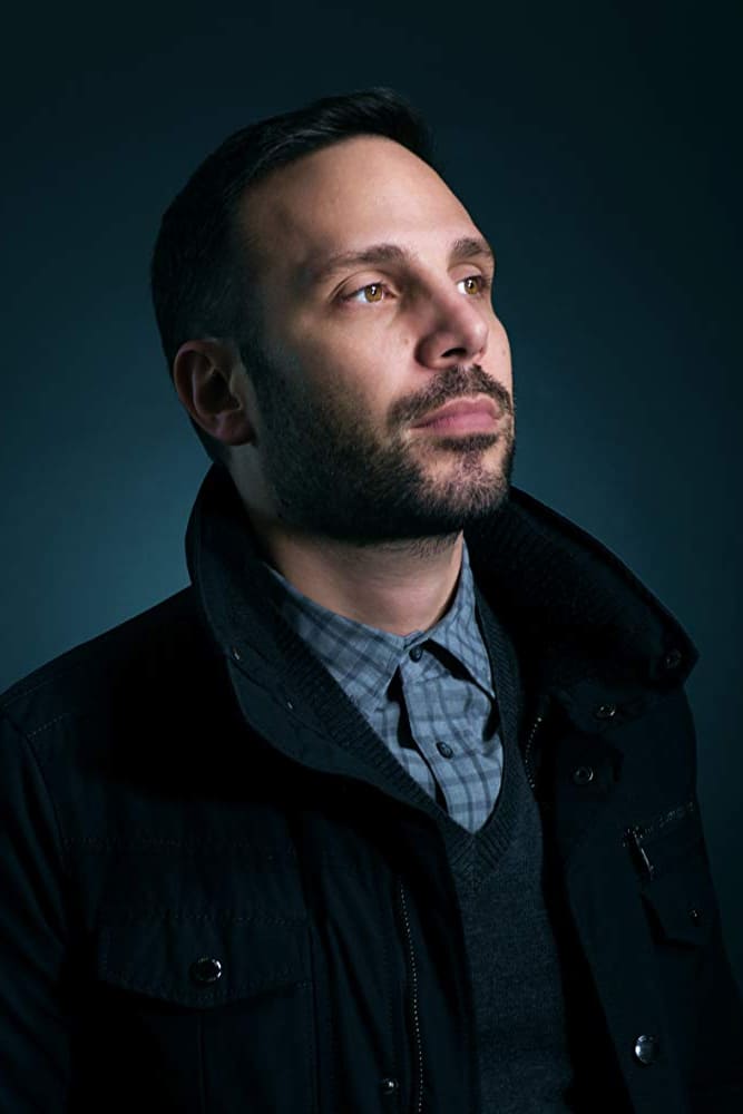 Фото  (Joe Miale)