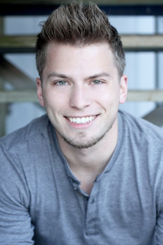 Фото  (Chandler Macocha)