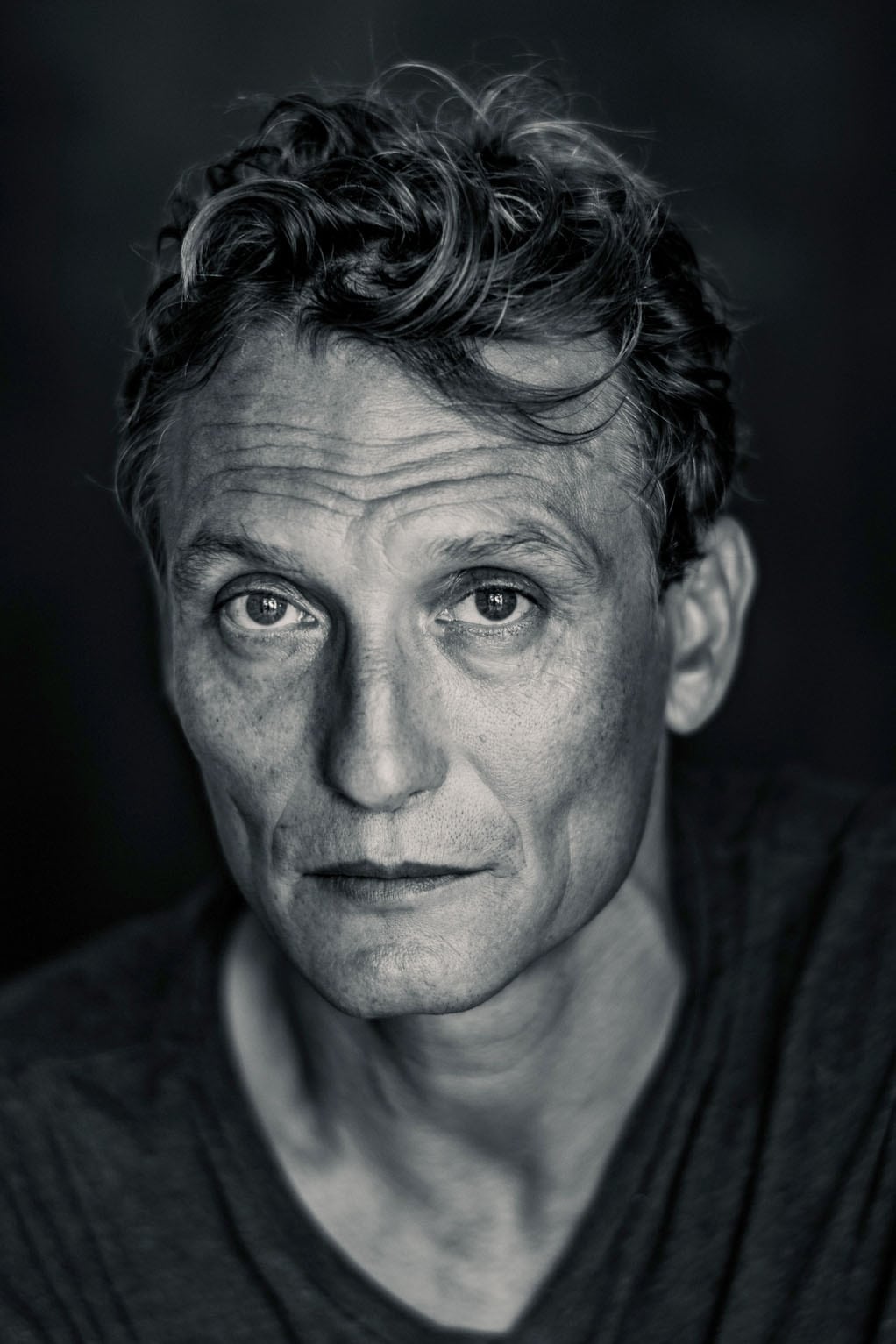 Фото Оливер Масуччи (Oliver Masucci)