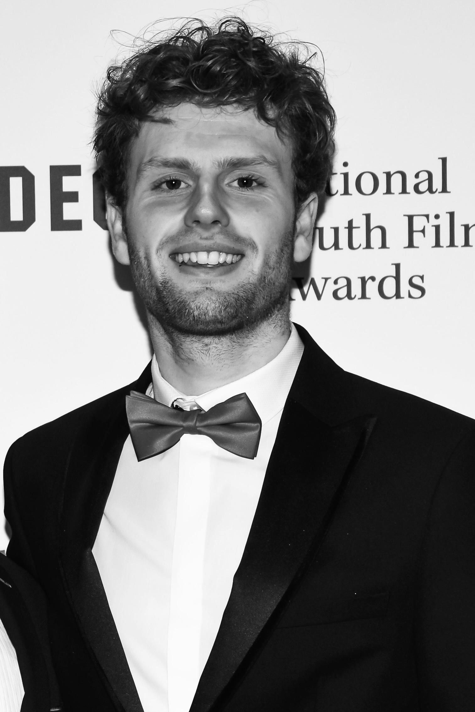 Фото  (Joe Andrews)