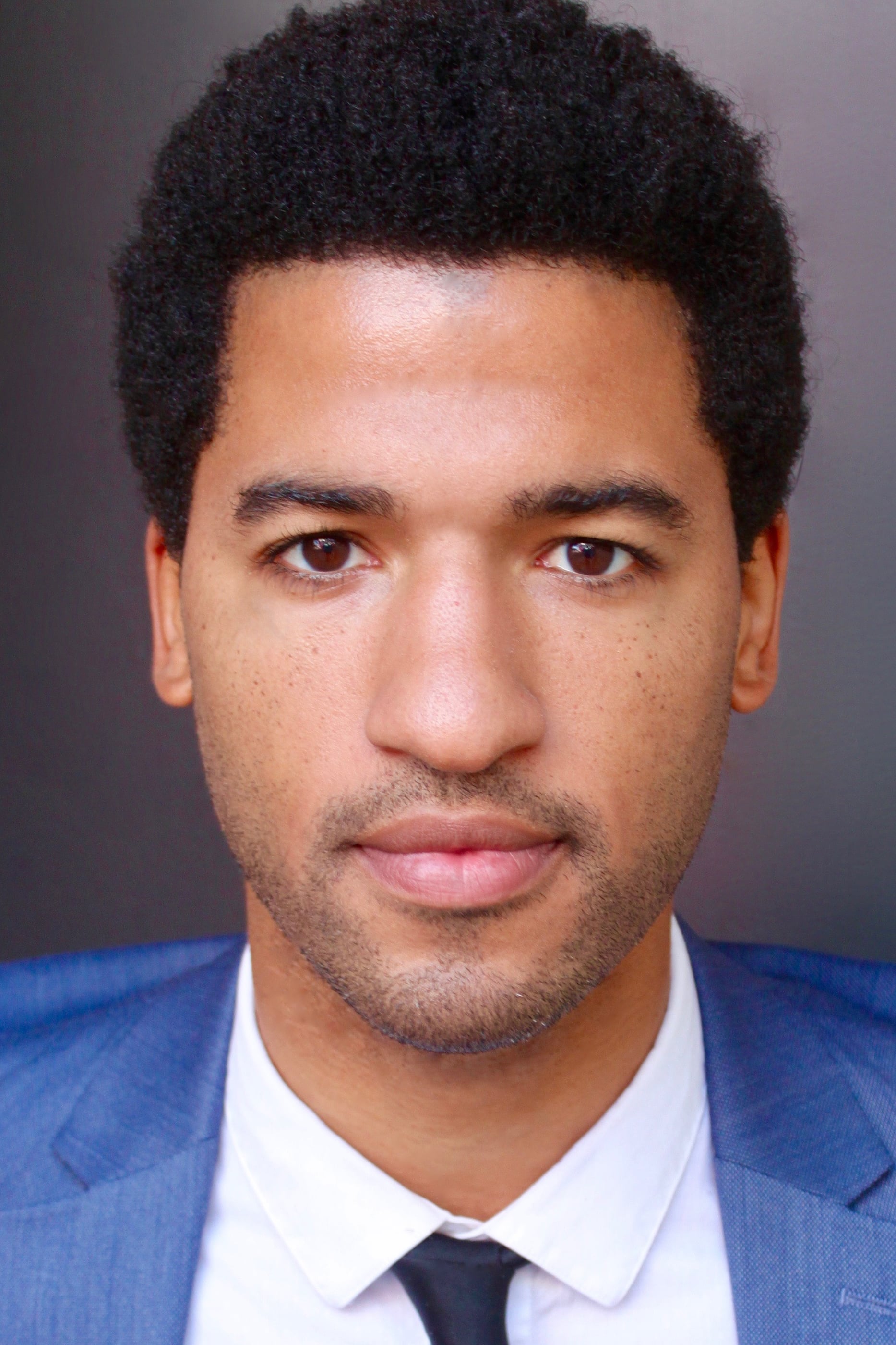 Фото Майкл Джеймс Келли (Michael James Kelly)