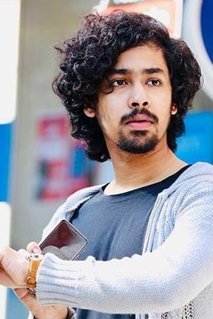 Фото Ридди Сен (Riddhi Sen)