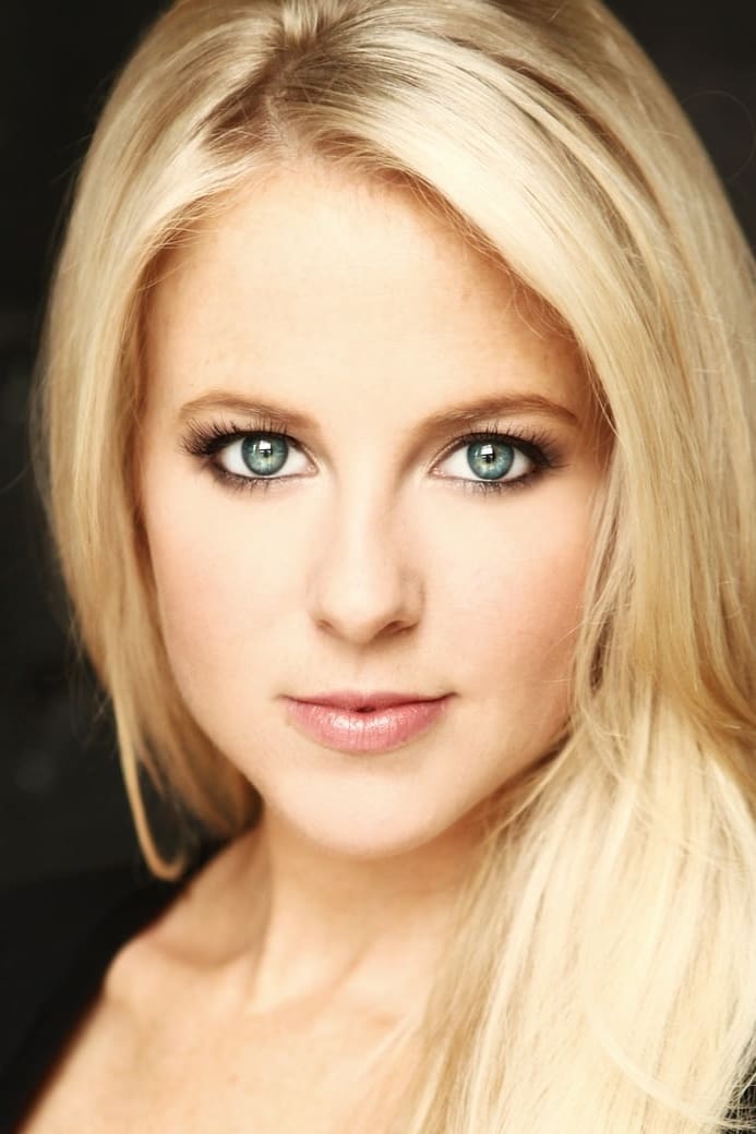 Фото Челан Симмонс (Chelan Simmons)