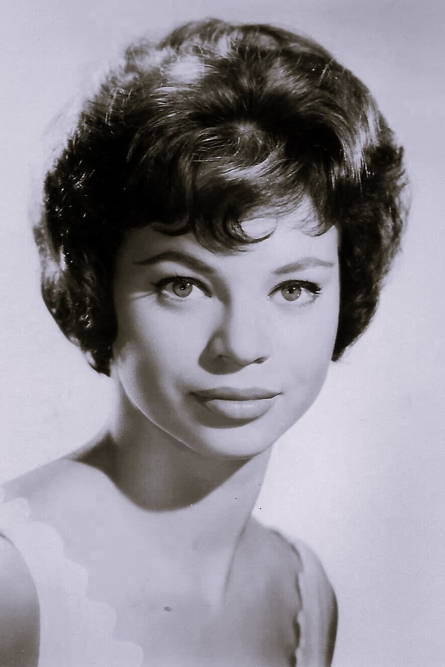 Фото Juliet Prowse