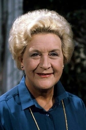 Фото Mollie Sugden