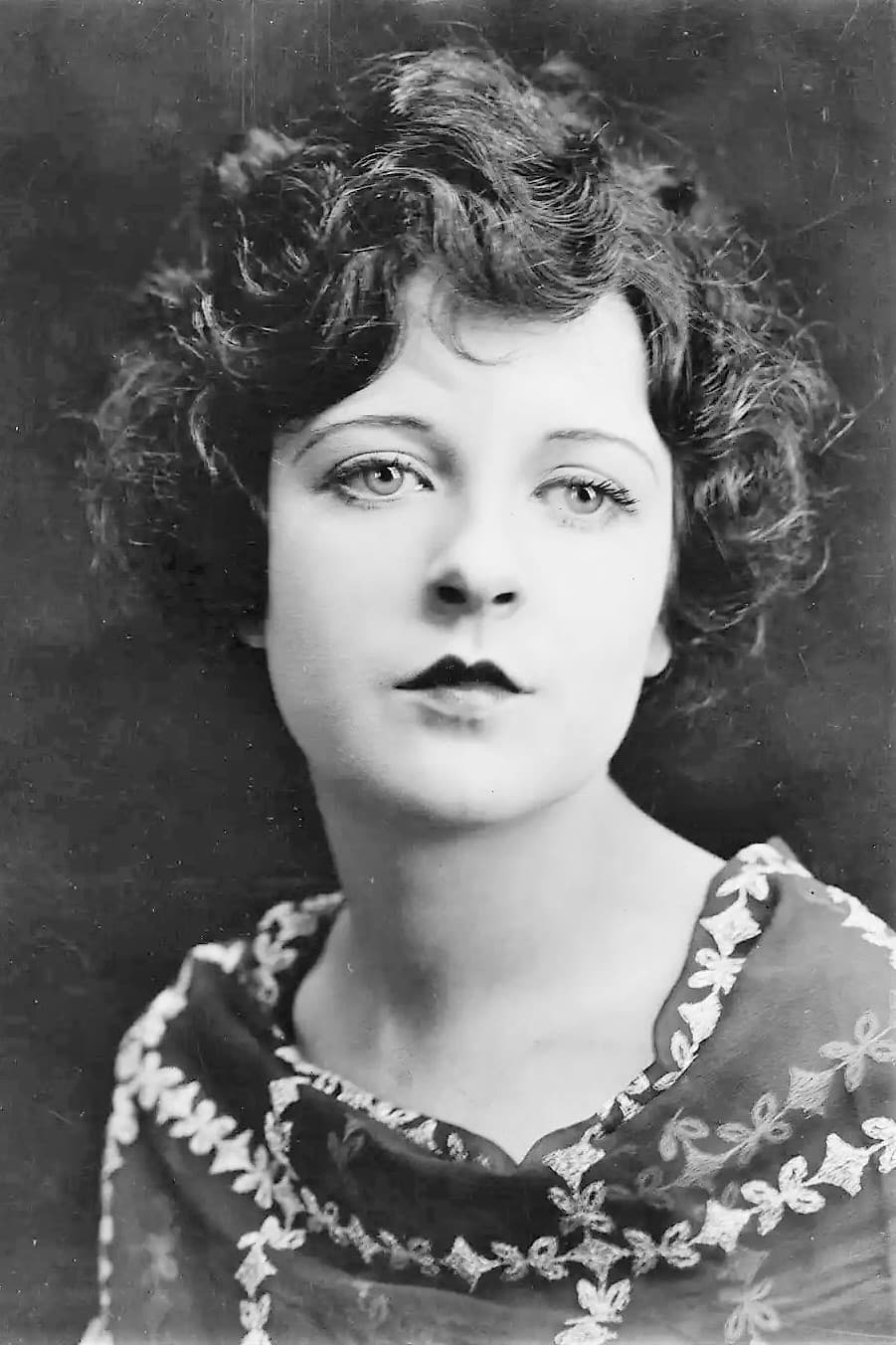 Фото Мэй МакЭвой (May McAvoy)