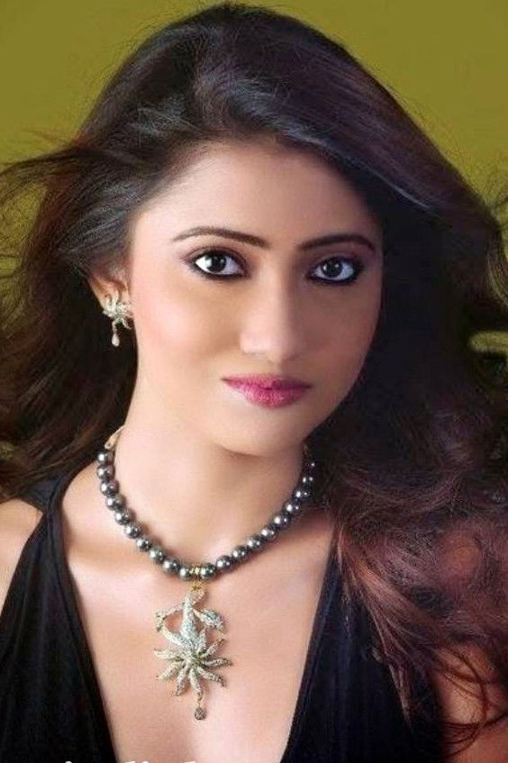 Фото  (Sampurna Lahiri)