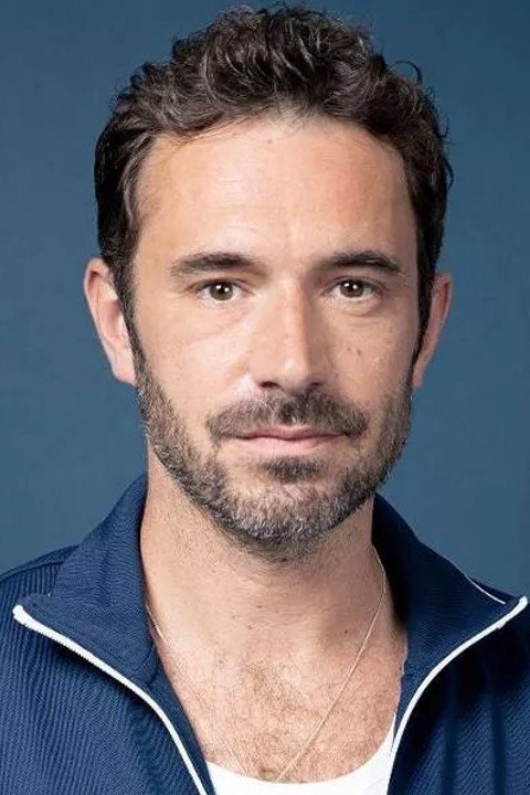 Фото  (Oliver Farnworth)