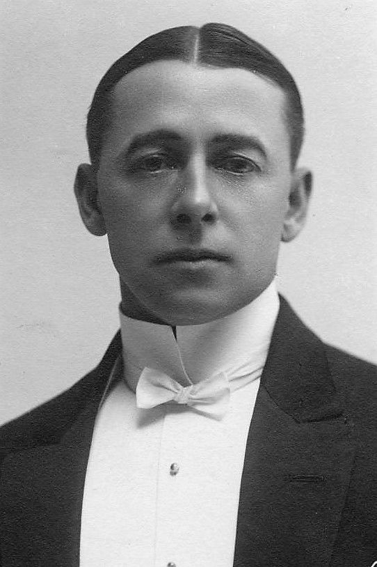 Фото  (William Collier Sr.)