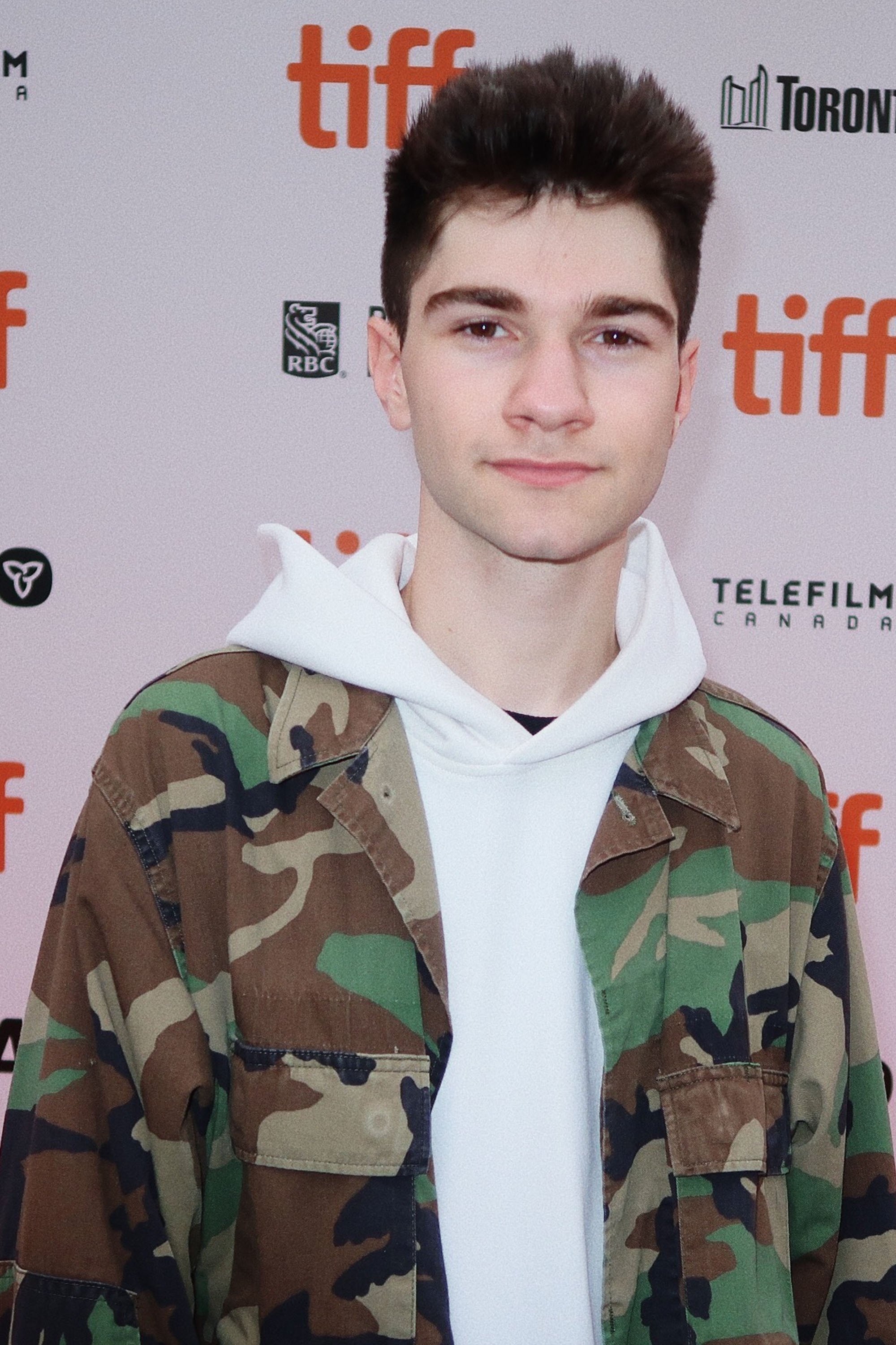 Фото  (Noah Escott)