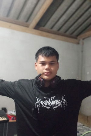 Фото Сувирот Конгюен (Suwirot khongyuen)