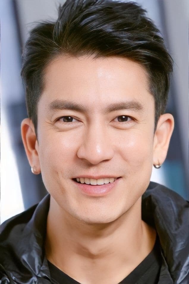 Фото Джесдапорн Фолди (Jesdaporn Pholdee)