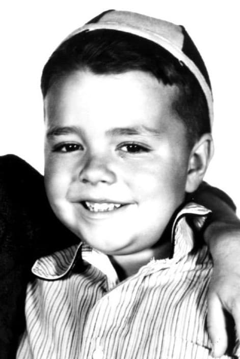 Фото Джордж МакФарланд (George McFarland)