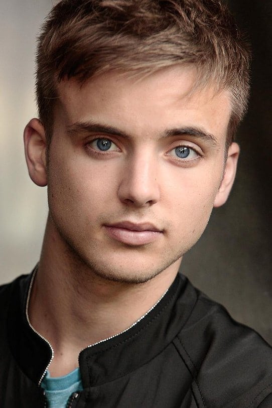 Фото Пэрри Гласспул (Parry Glasspool)