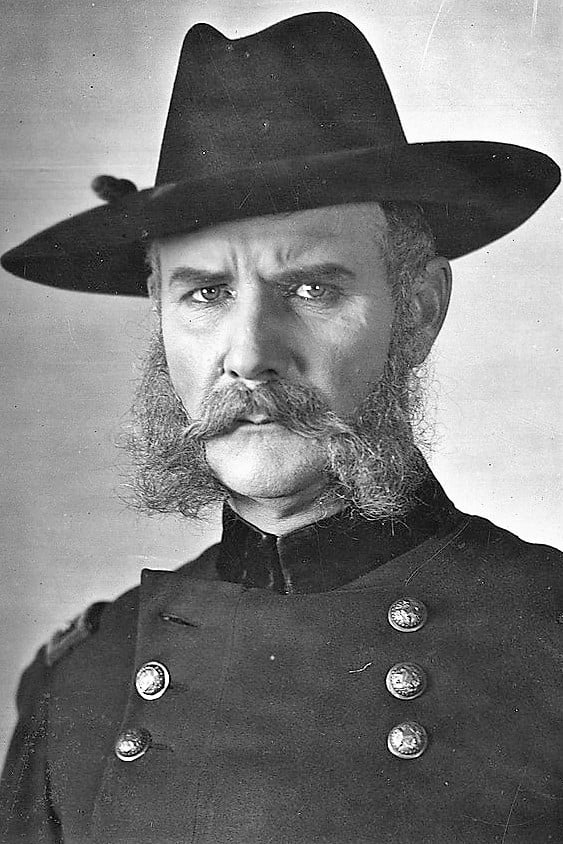 Фото Кларенс Гельдерт (Clarence Geldart)