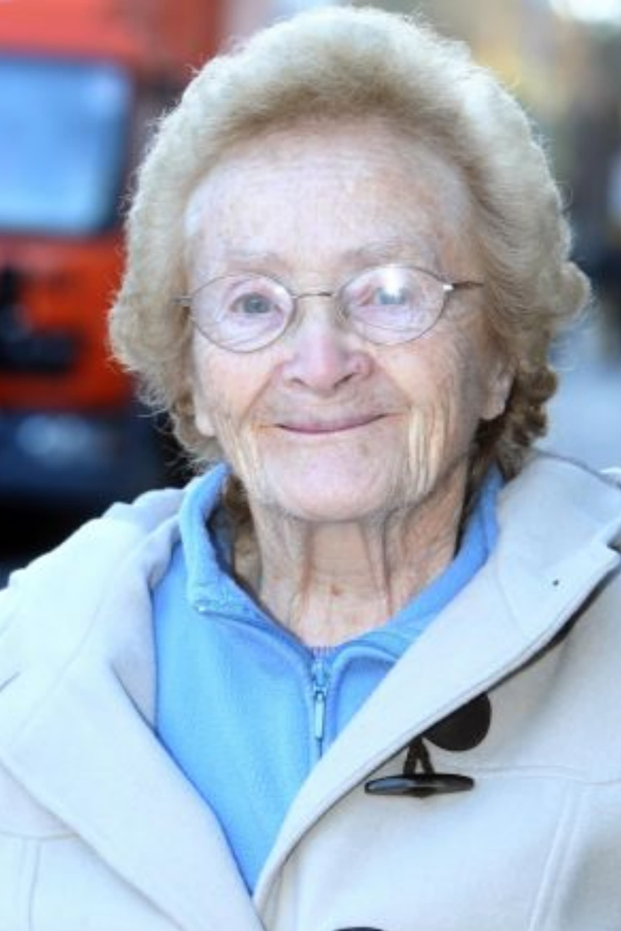 Фото Нора Денни (Nora Denney)