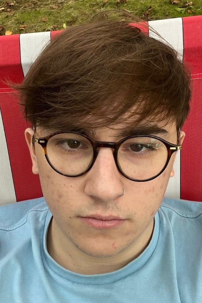 Фото  (Amaron Dwyer)