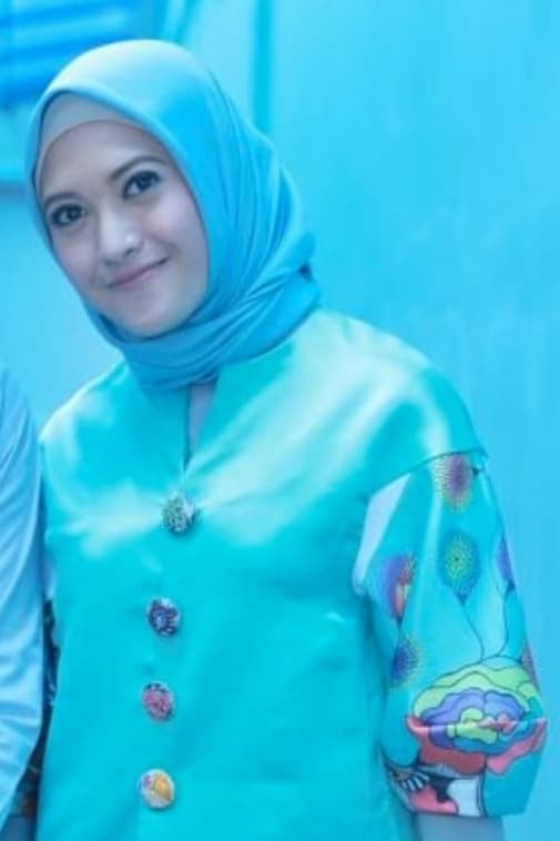 Фото Адхитья Путри (Adhitya Putri)