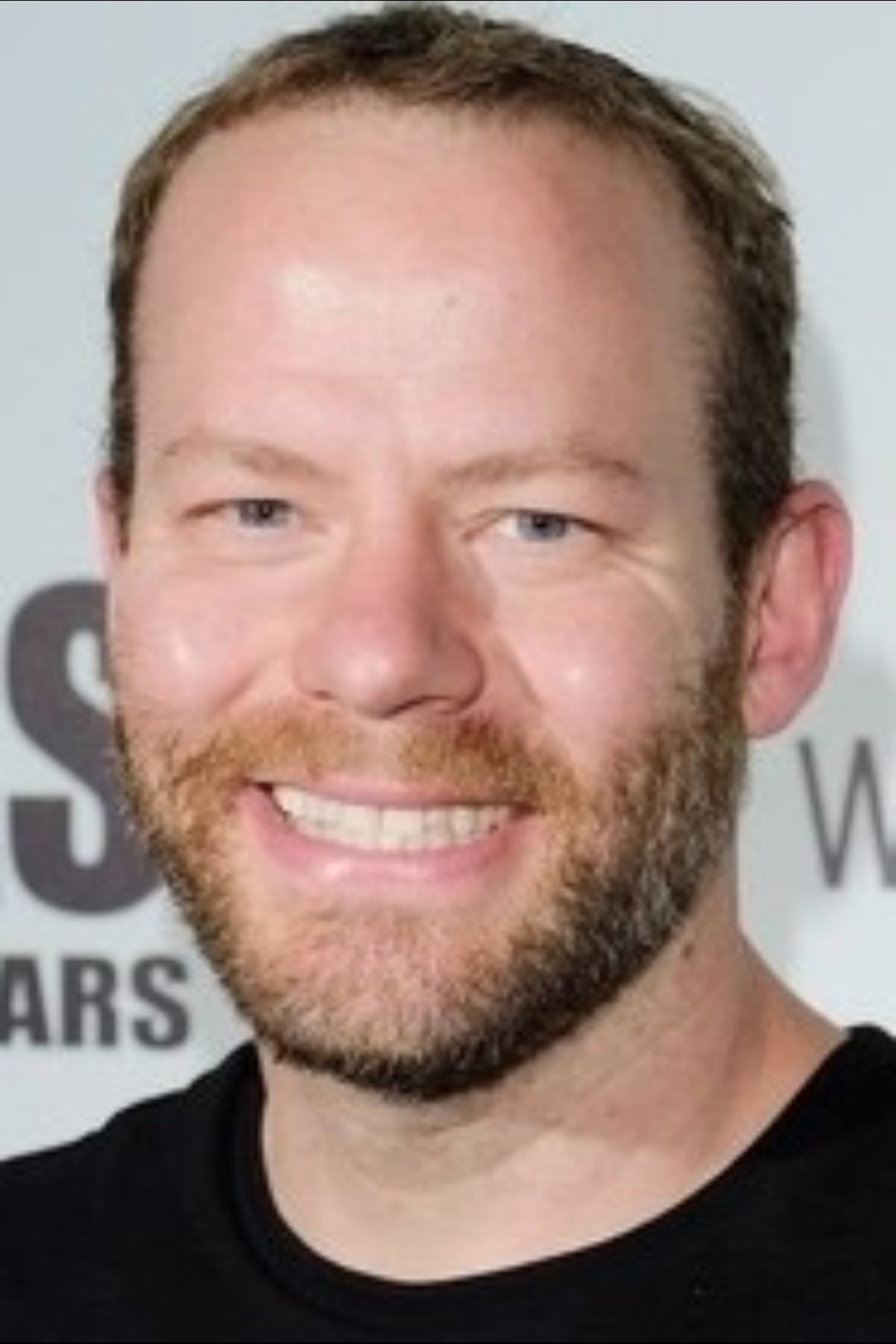 Фото  (Drew T. Pierce)