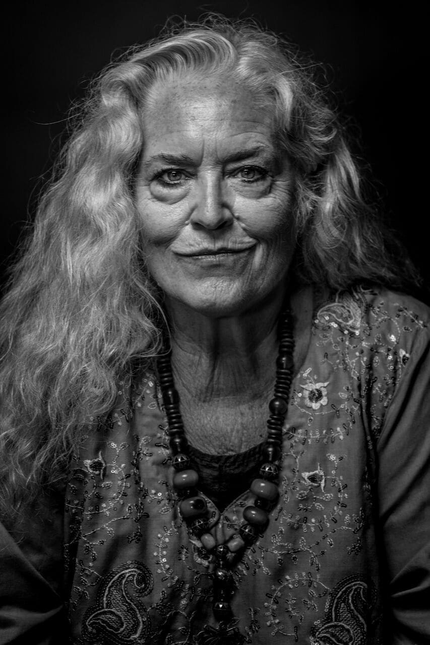 Фото Криша Фэрчайлд (Krisha Fairchild)